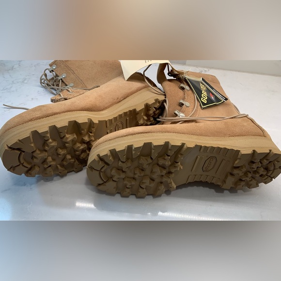 NEW Belleville GORE-TEX 275 Military Tan Waterproof Vibram Women's Combat Boots - Picture 9 of 10